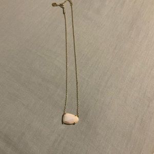 Kendra Scott necklace